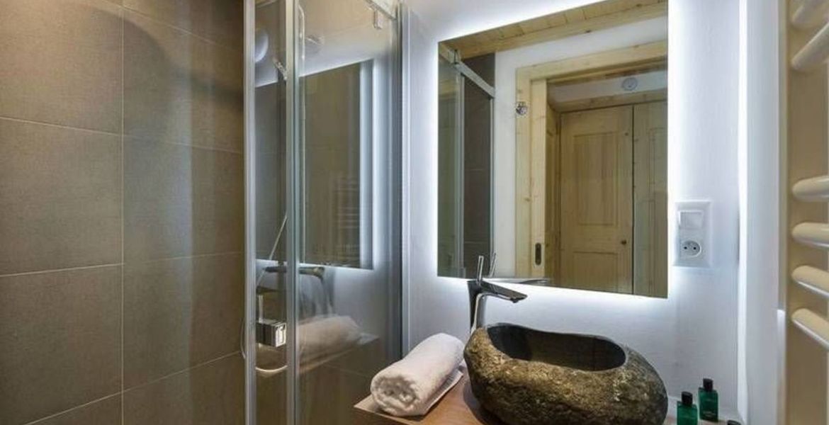 Квартира площадью 130 м² на 8 человек с сауной и джакузи 
