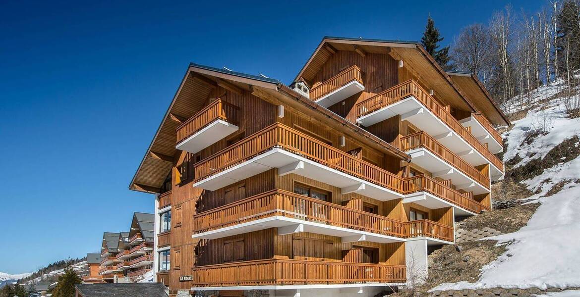 This apartment for rental with Savoyard style in Méribel 