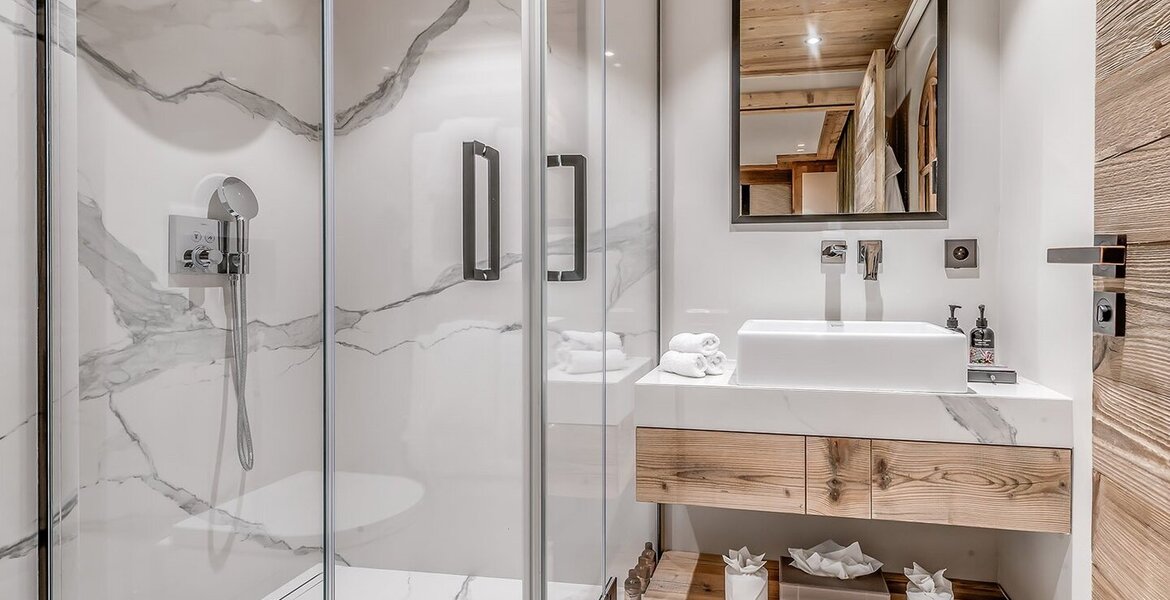 Chalet recién renovado en alquiler en Courchevel 1850 400 m2