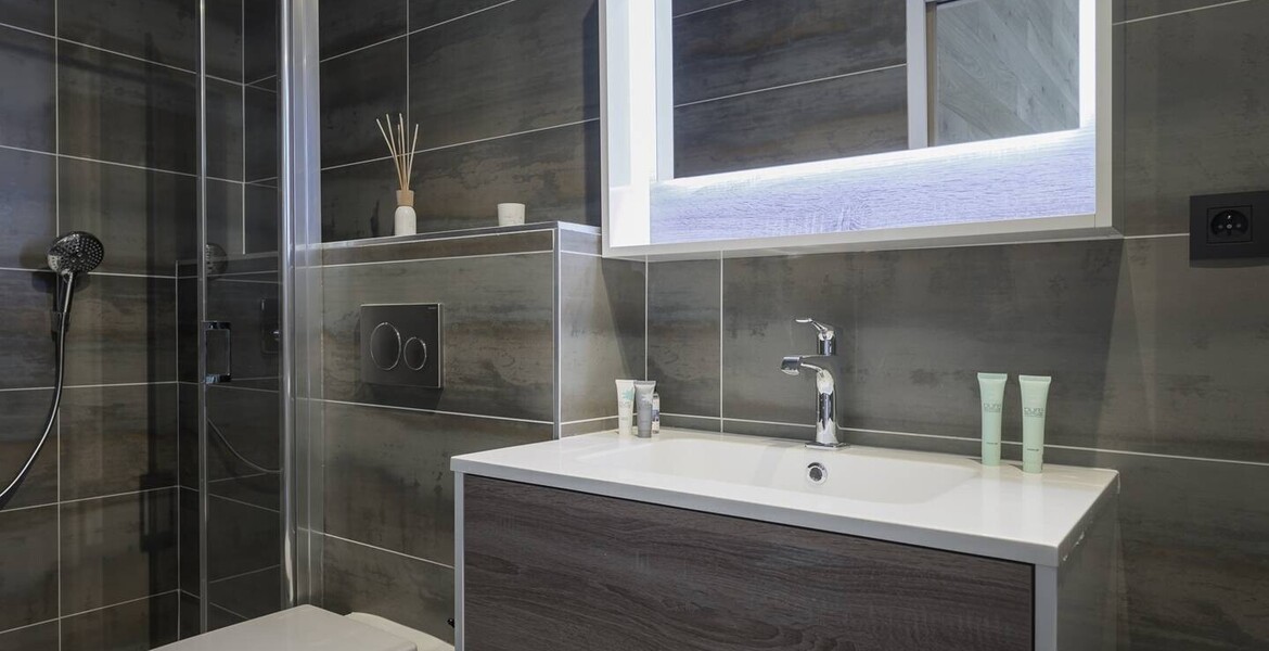 Superb flat, brand new, with a modern decoration 126 m²