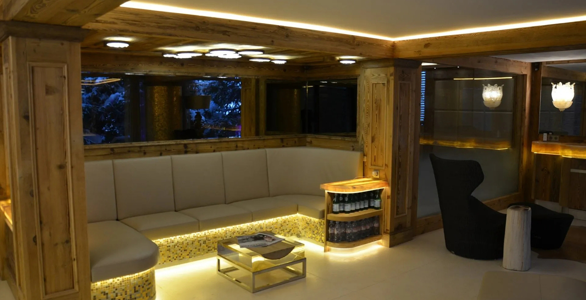 Chalet en alquiler en Plantret, Courchevel 1850 con 420 m2
