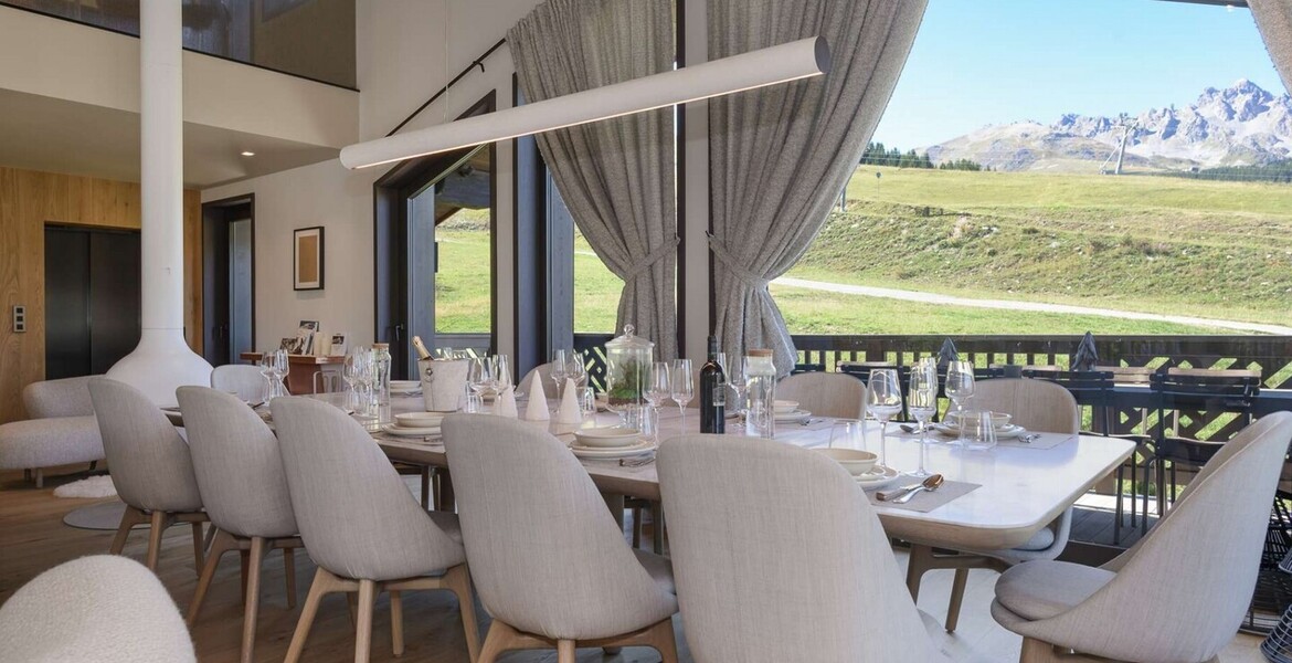 Chalet 410 m² - Courchevel 1650 - 12 people - skis on