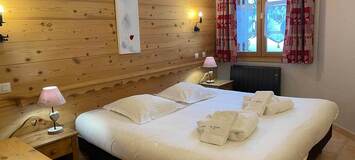 Beautiful apartment in a chalet in Courchevel 1650 for rent 