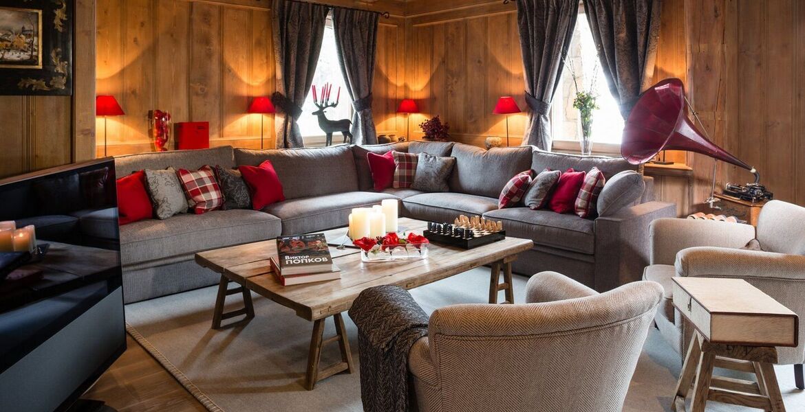 Chalet in the Heart of Courchevel 1850 