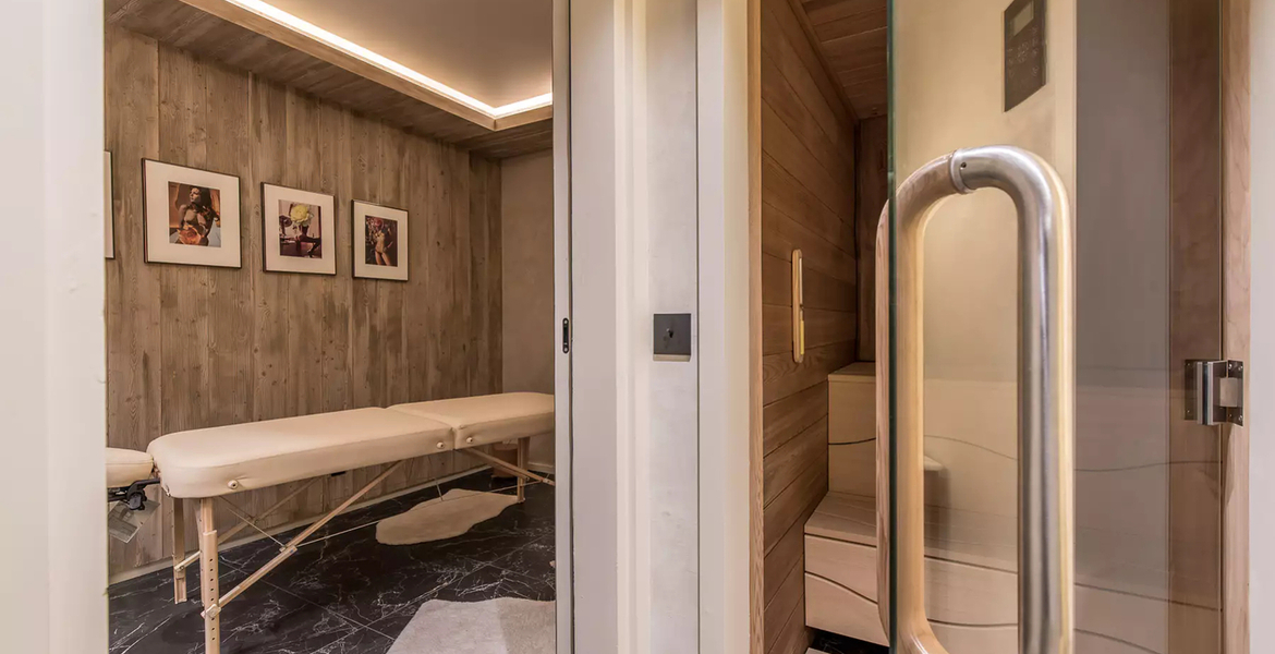 Chalet for rental in Courchevel 1550 Village with 248 sqm 