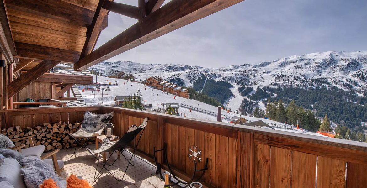 Located in the heart of the prestigious resort of Meribel, t