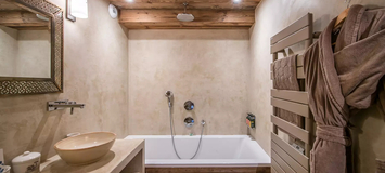 Chalet in Meribel with Indoor swimming pool 