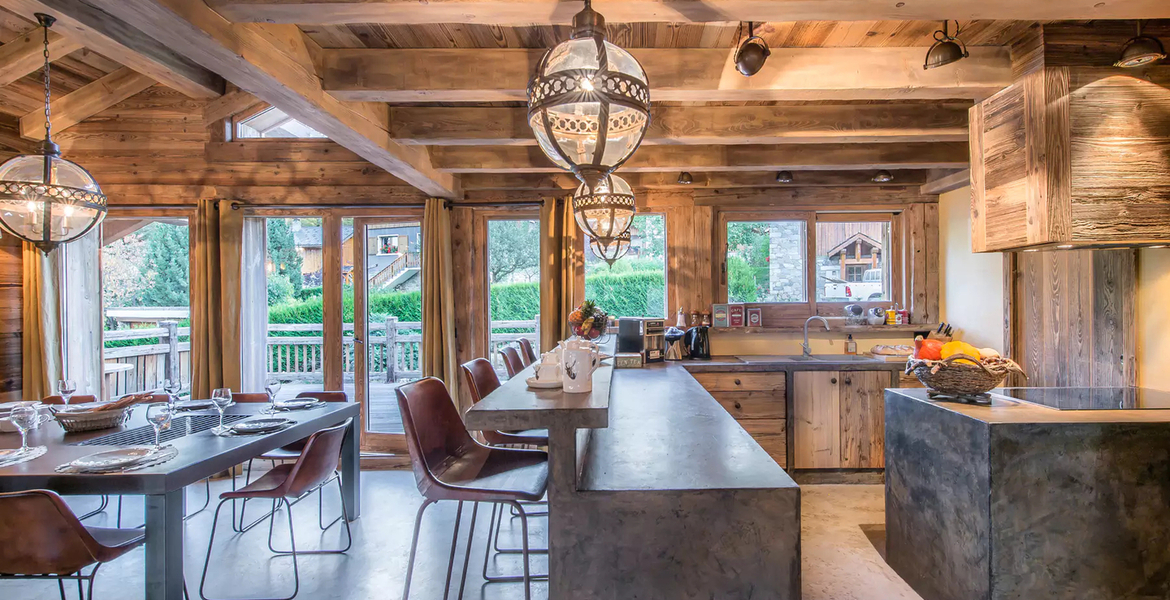 Chalet in Meribel with Indoor swimming pool 