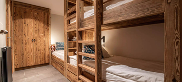 Located just a 2 minute walk from the Croisette, you can't h