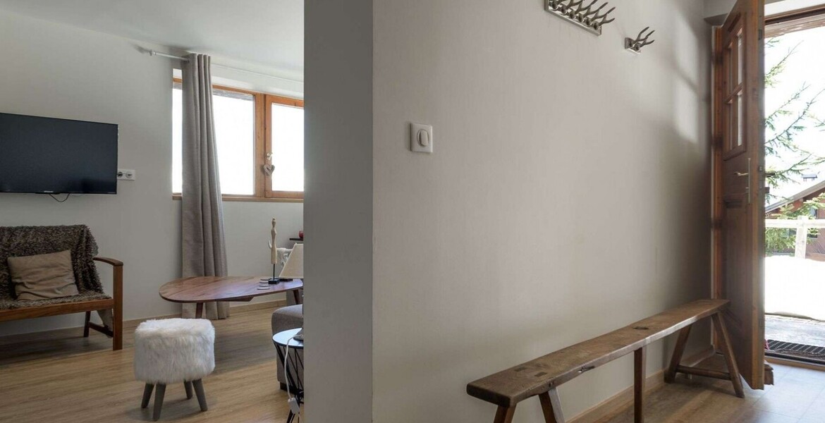 Modern decoration and a beautiful view in Chenus