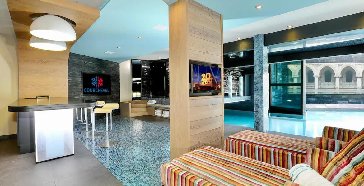 Chalet  has an ideal location the central Courchevel 1650