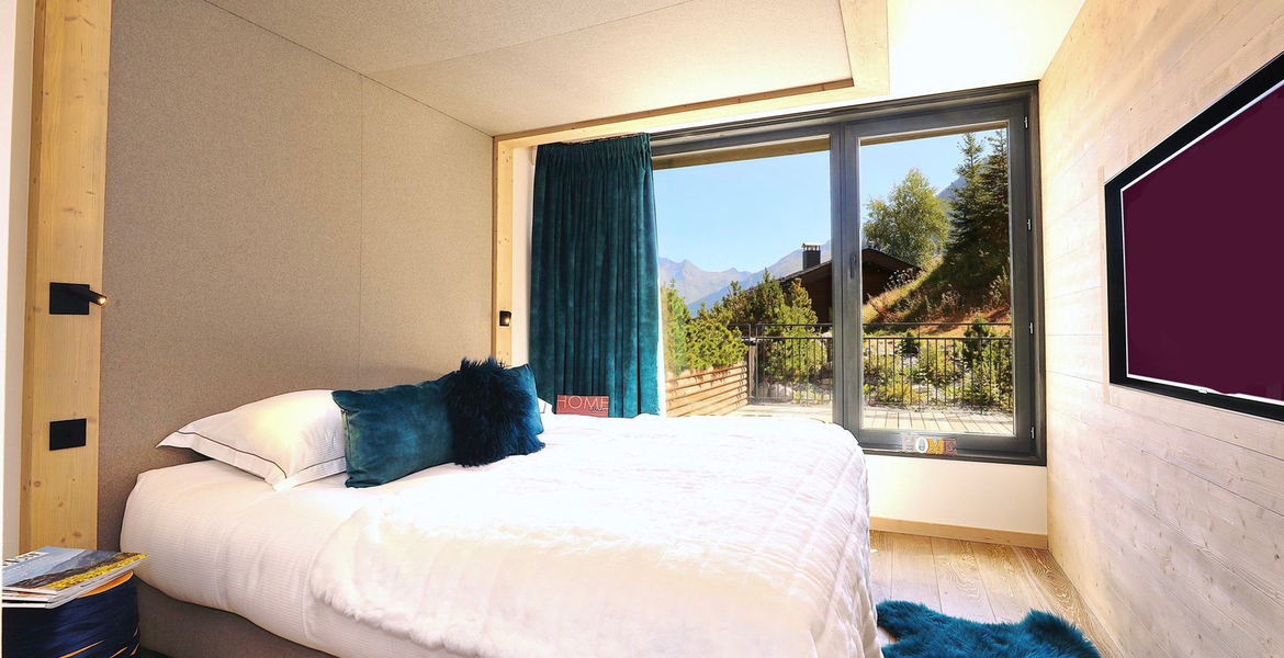 Luxury Ski-In/Ski-Out Chalet Rentals in Courchevel 1550