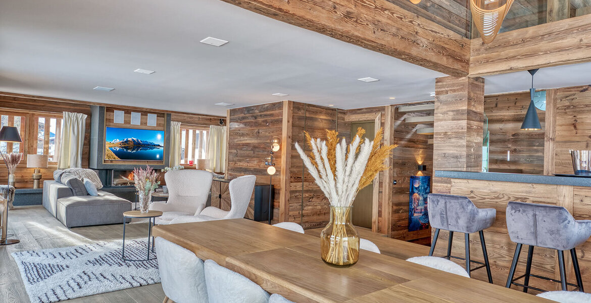 This is a luxury chalet in Megève for 16 people with 400 m² 