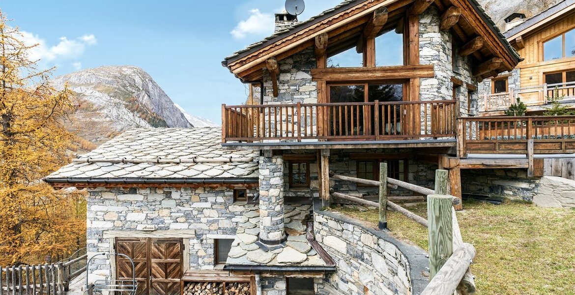 This chalet has a unique location in Val d'Isère