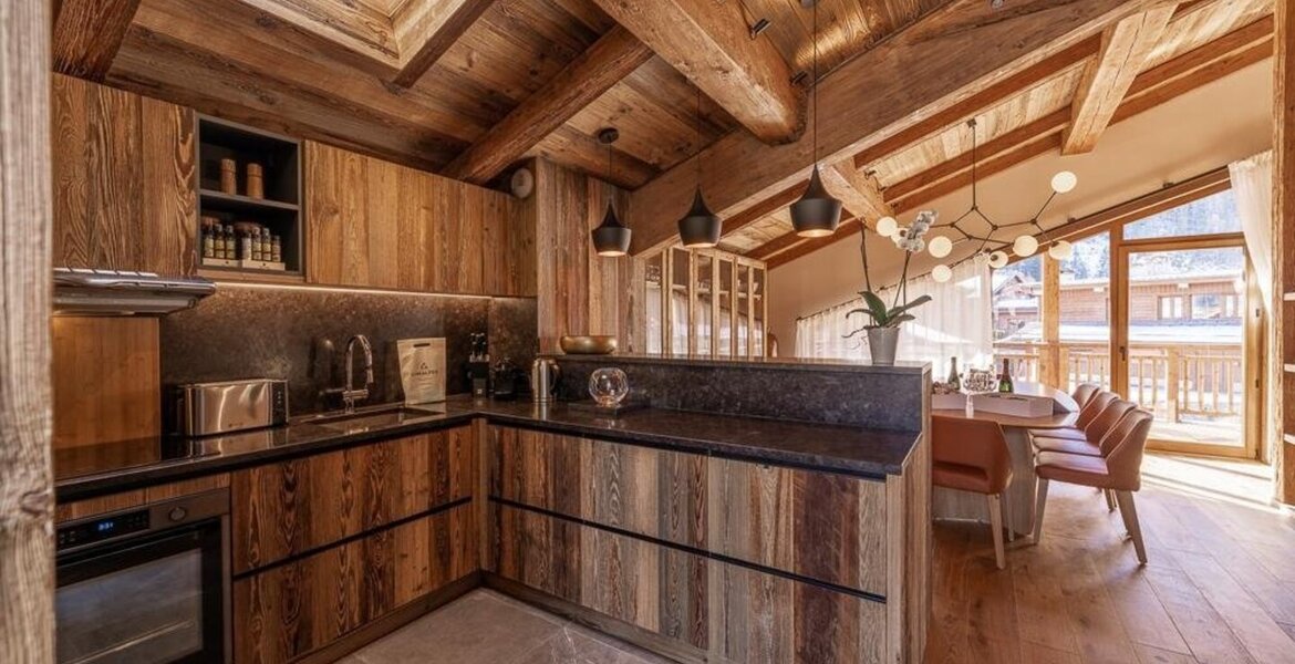 Chalet en alquiler en Courchevel 1300 con 320 m2 y 5 hab