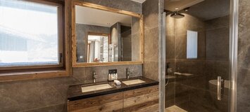 Chalet en alquiler en Courchevel 1300 con 320 m2 y 5 hab