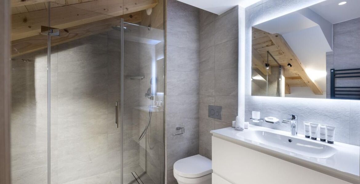 Duplex penthouse for rent Meribel