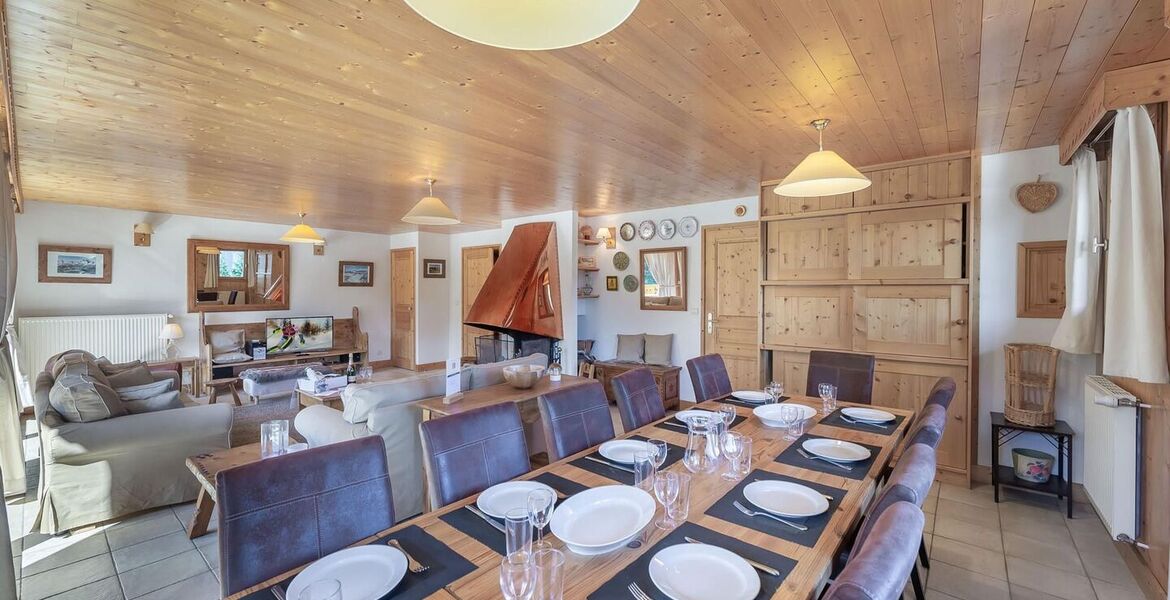 The mountain chalet in Courchevel 1850