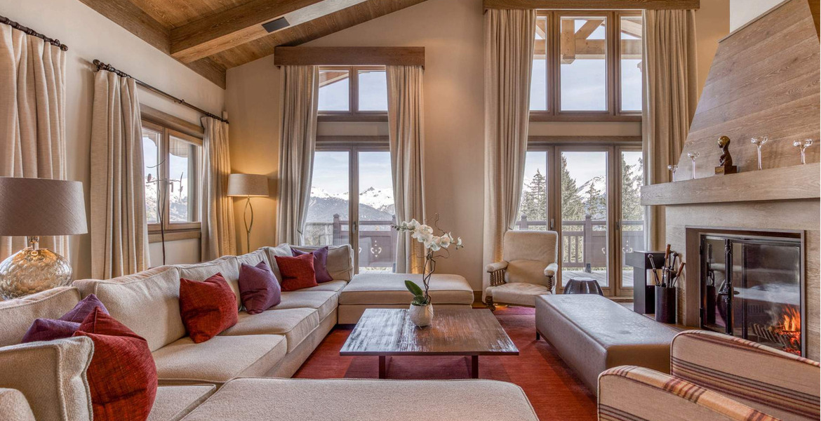 Este es un impresionante chalet de lujo situado Courchevel