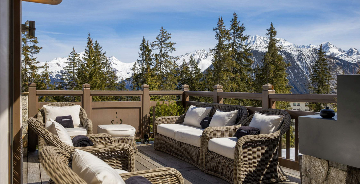 Este es un impresionante chalet de lujo situado Courchevel