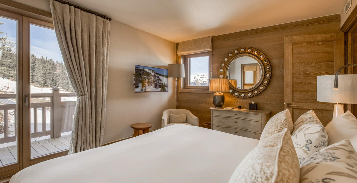 Este es un impresionante chalet de lujo situado Courchevel