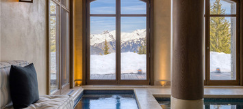 Este es un impresionante chalet de lujo situado Courchevel