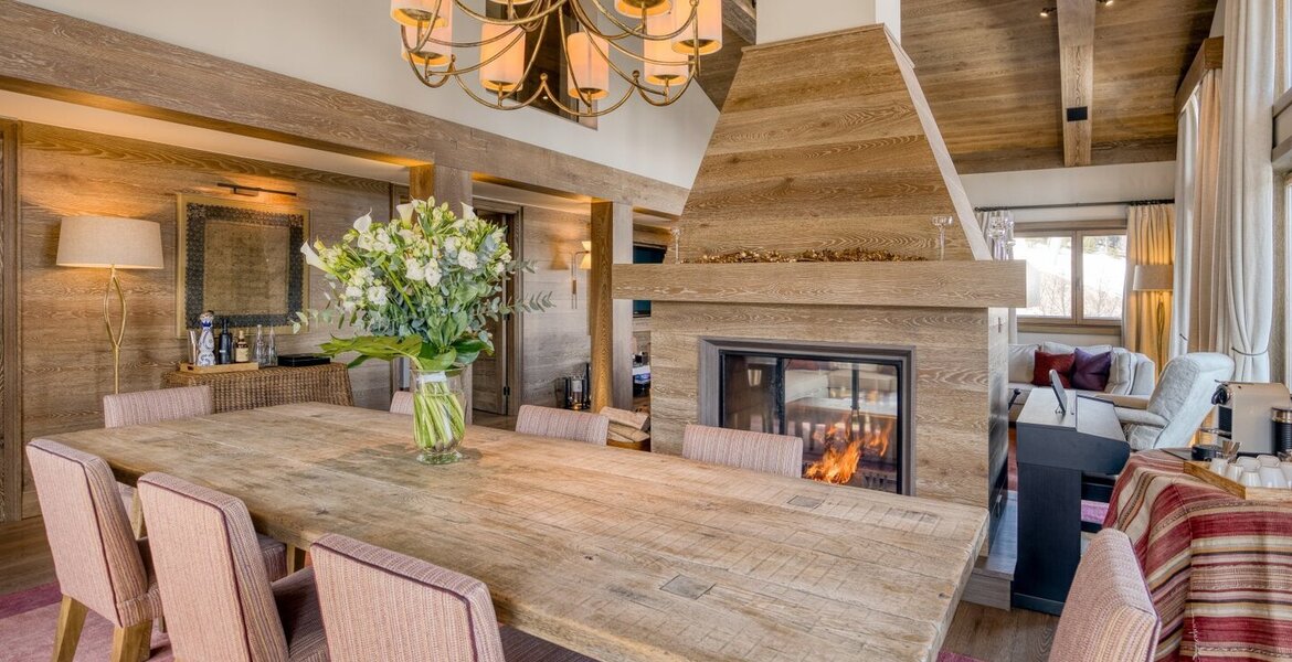 Este es un impresionante chalet de lujo situado Courchevel