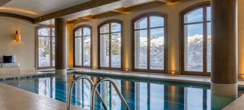 Este es un impresionante chalet de lujo situado Courchevel