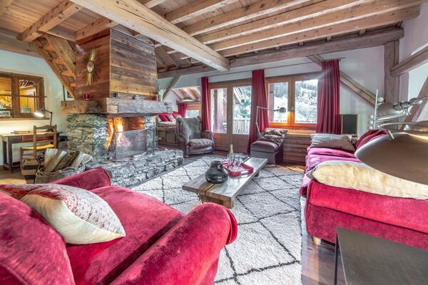 Charming Ski-in/Ski-out Chalet in La Rosière