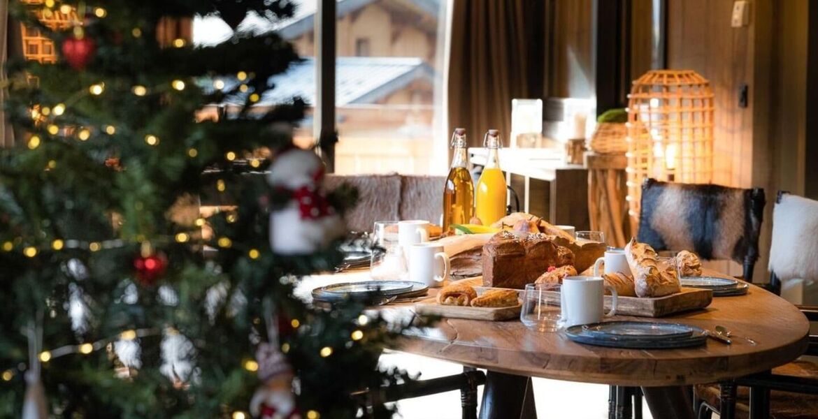 Luxury Chalet in Megève with Stunning Mountain Views