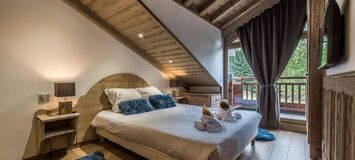 Ski-in/Ski-out Apartment in Courchevel 1850