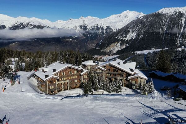 Ski-in Ski-out Apartment in Courchevel 1850