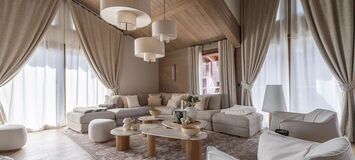 Luxury Mountain View Retreat with Spa and Ski Room