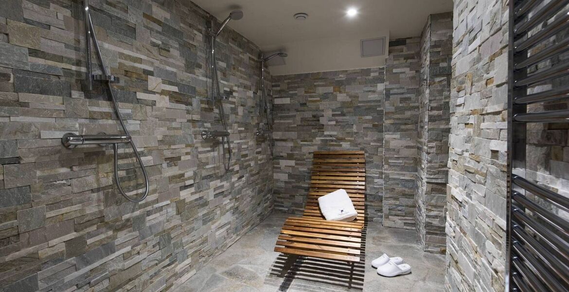 Modern Suite with Balcony in courchevel 1850