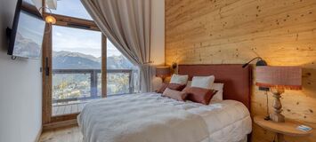 Elegant Apartment with Panoramic Views in Courchevel 1650