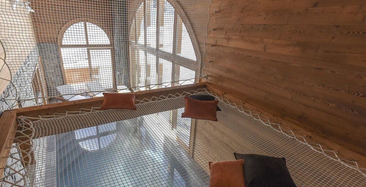  Luxury Ski-In/Ski-Out Chalet Rentals in Méribel 