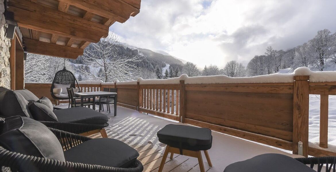  Luxury Ski-In/Ski-Out Chalet Rentals in Méribel 